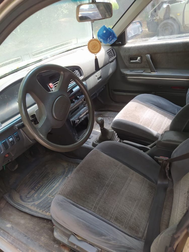 Продам  срочноМазду 626