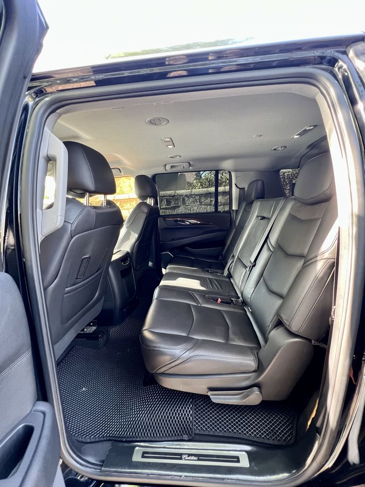 Продам либо обмен. Cadillac Escalade 2020года