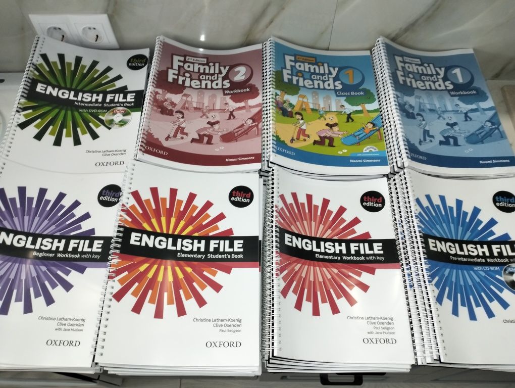 Project. Solutions. Headway. English file. Family and friends. Hot spo