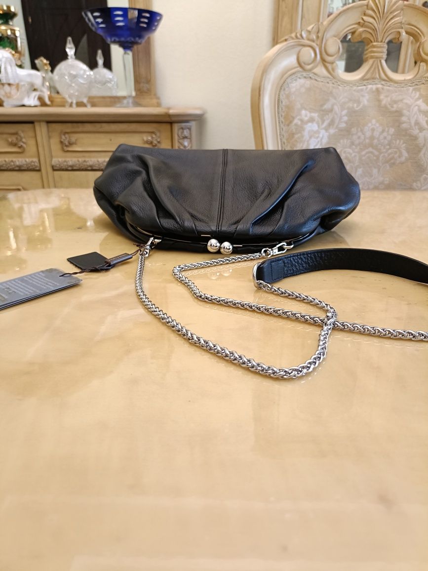 Продам итальянскую кожаную сумку
