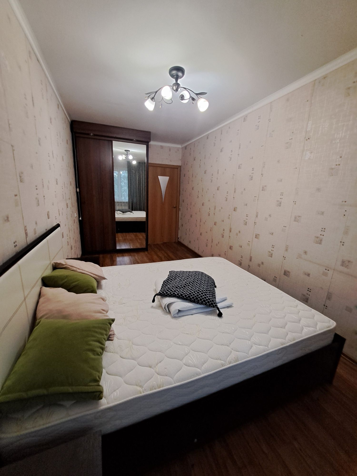 Продаём уютную 2х комнатную квартиру на Горке Дружбы