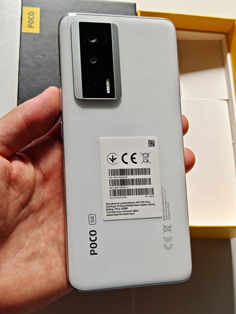 Poco F5 Pro 256 gb Ram 12 5G полный комплект