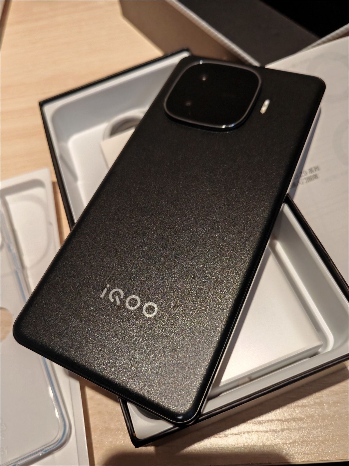 На продаже iQOO Z9