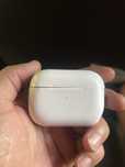 AirPods Pro продам  один уха нету