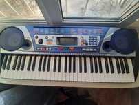 Продам синтезатор YAMAHA
