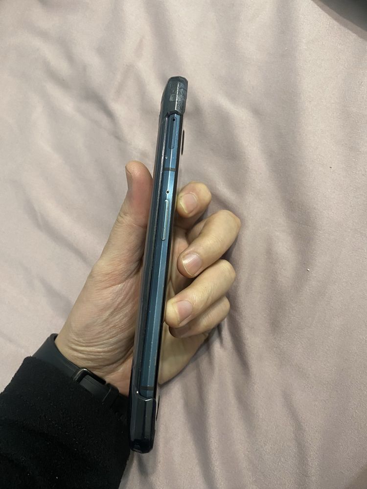 Продам игровой тел. Black Shark 4