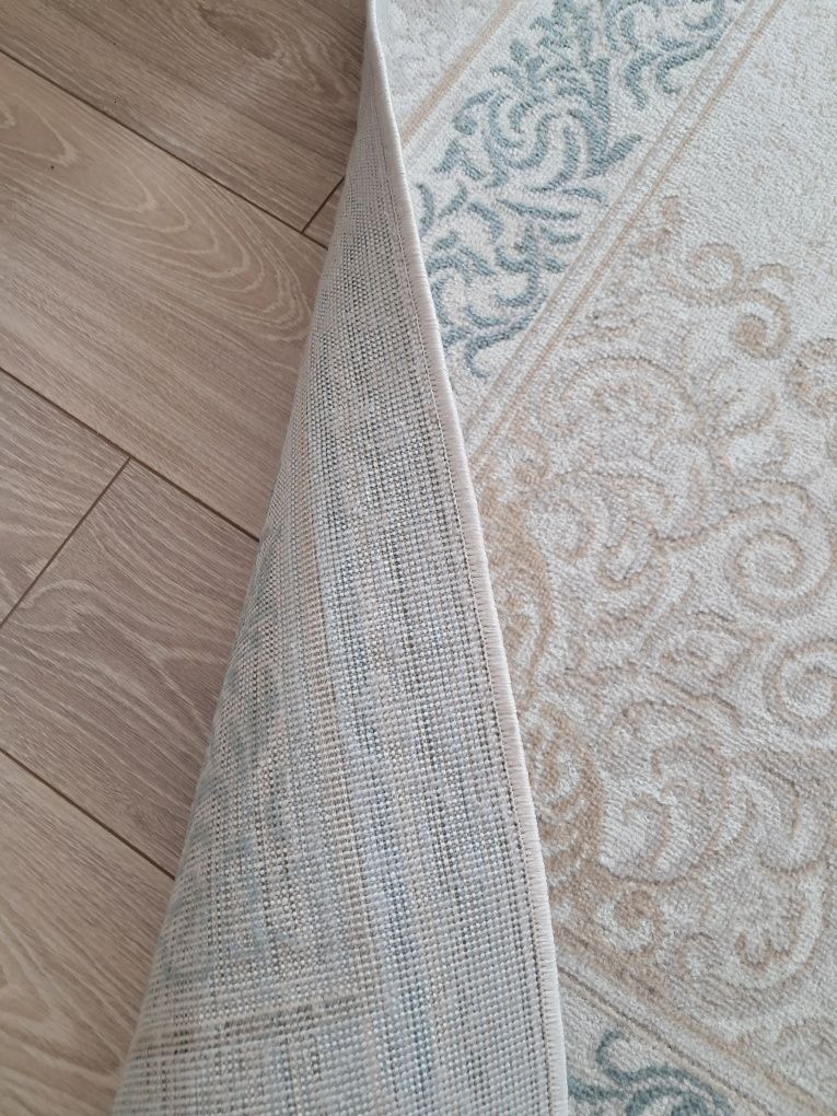 Продам ковёр 2×3