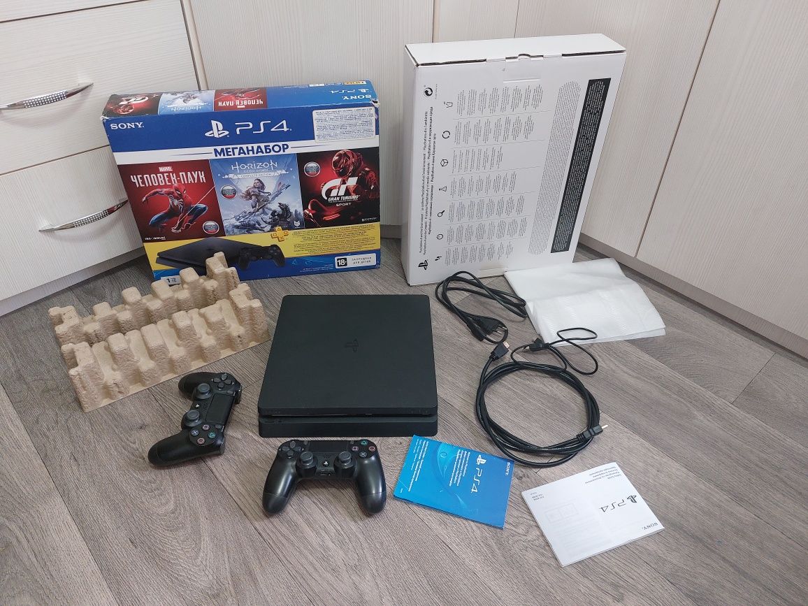 Sony Playstation 1TB + 15игр
