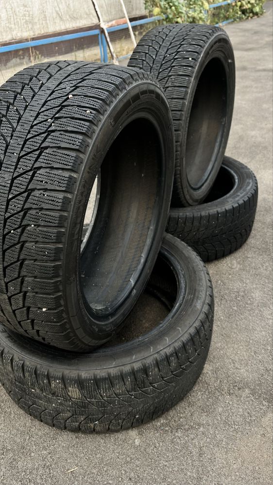 Шины зимние 225/45 R17