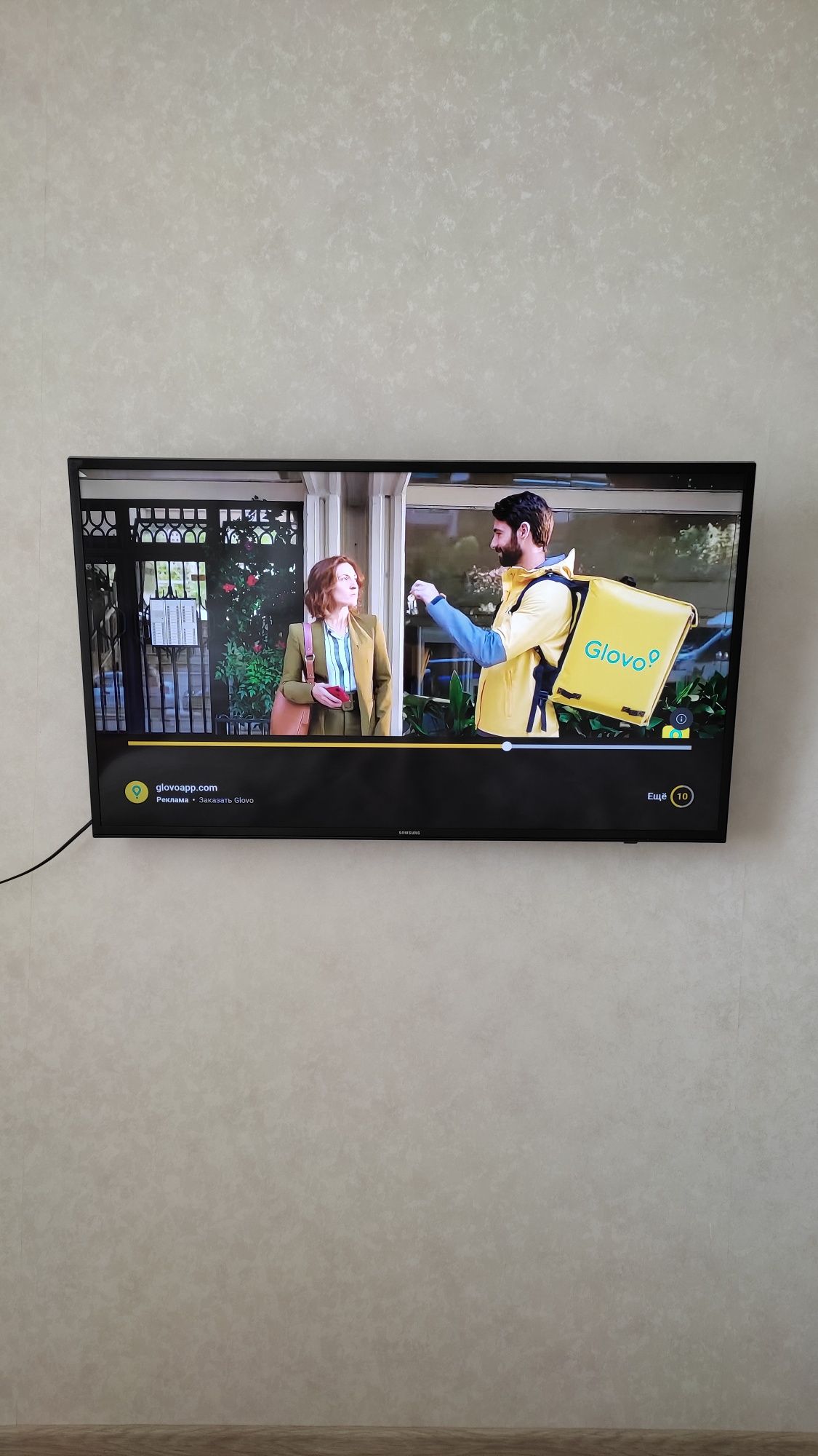 Телевизор Samsung 102 см 4К UHD