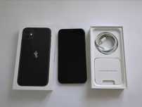 iPhone 11 с документами
