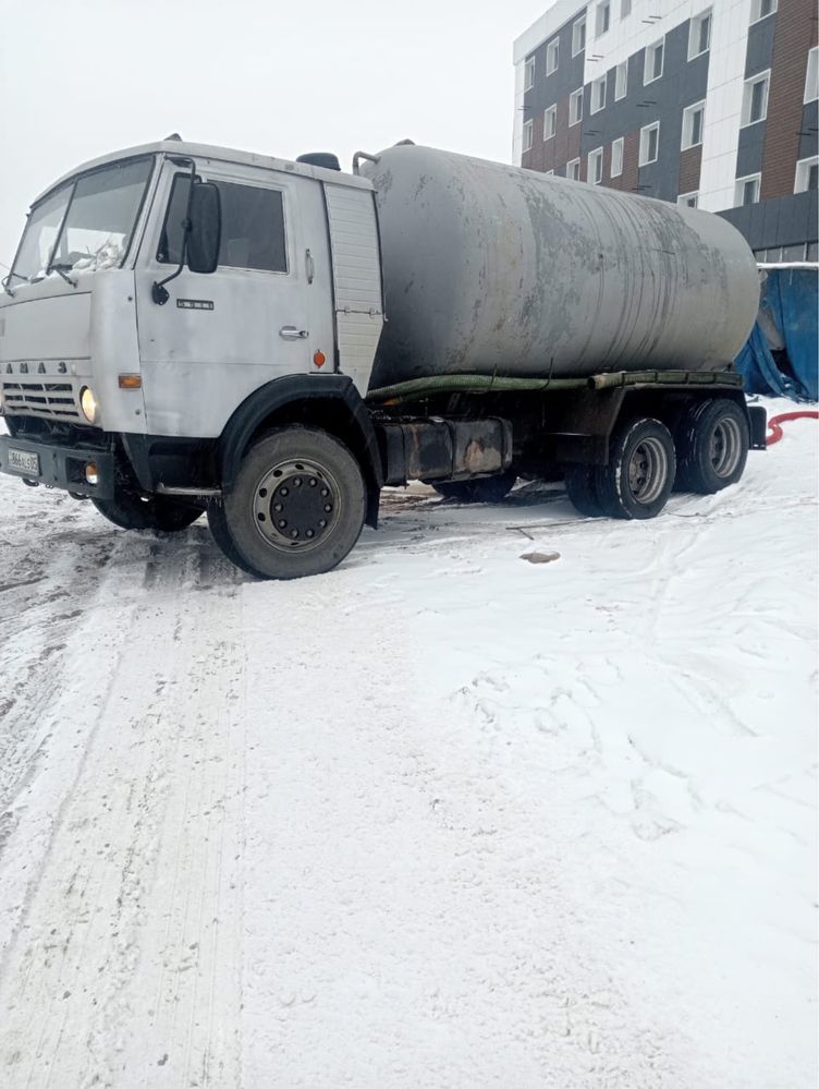 Услуга Ассенизатора 18 куб. Говновоз откачка септика туалет.