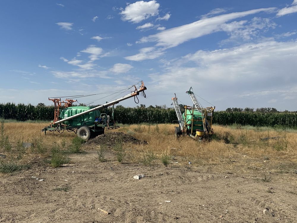 Опрыскиватель Avagro ,2.5 м3, ширина захвата 25 метров, компьютер ,