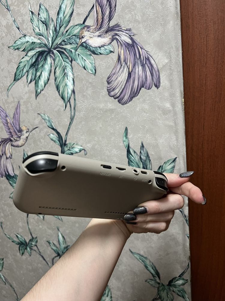 Продам игровую приставку