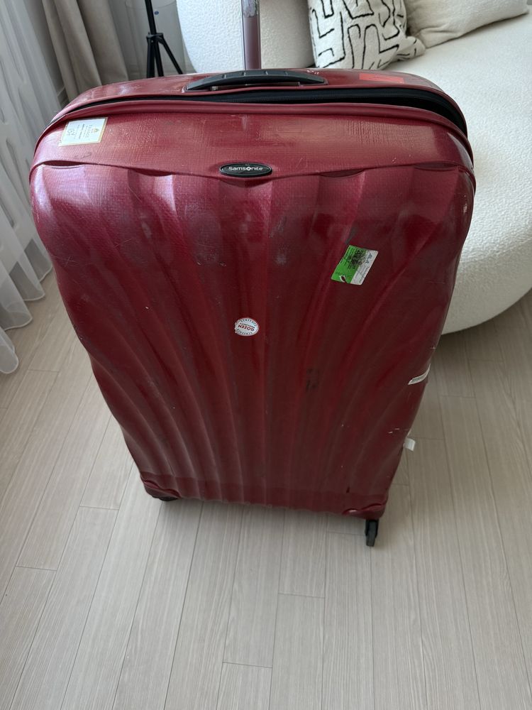 Продам чемодан samsonite