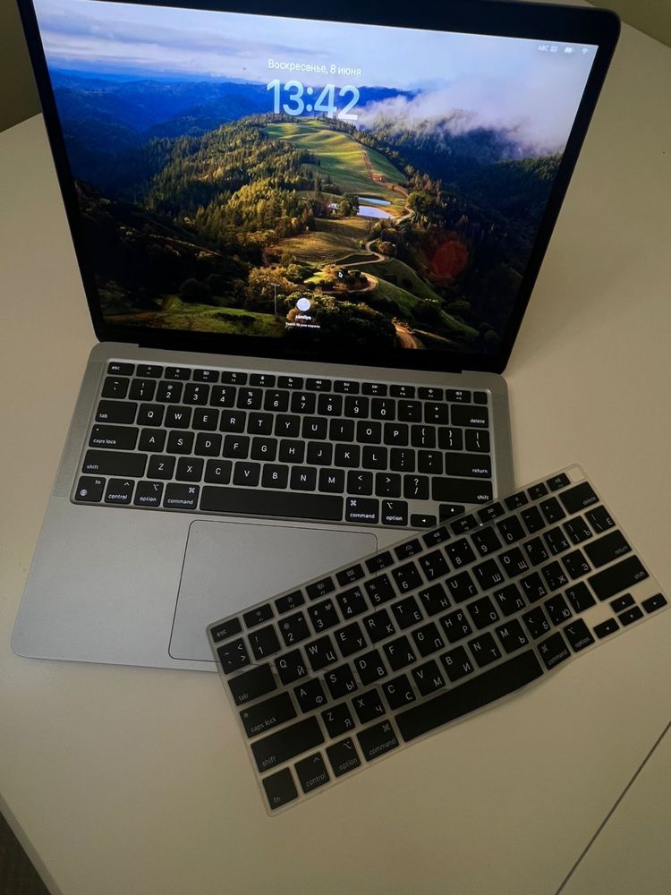 MacBook air 2020 M1 512 ГБ