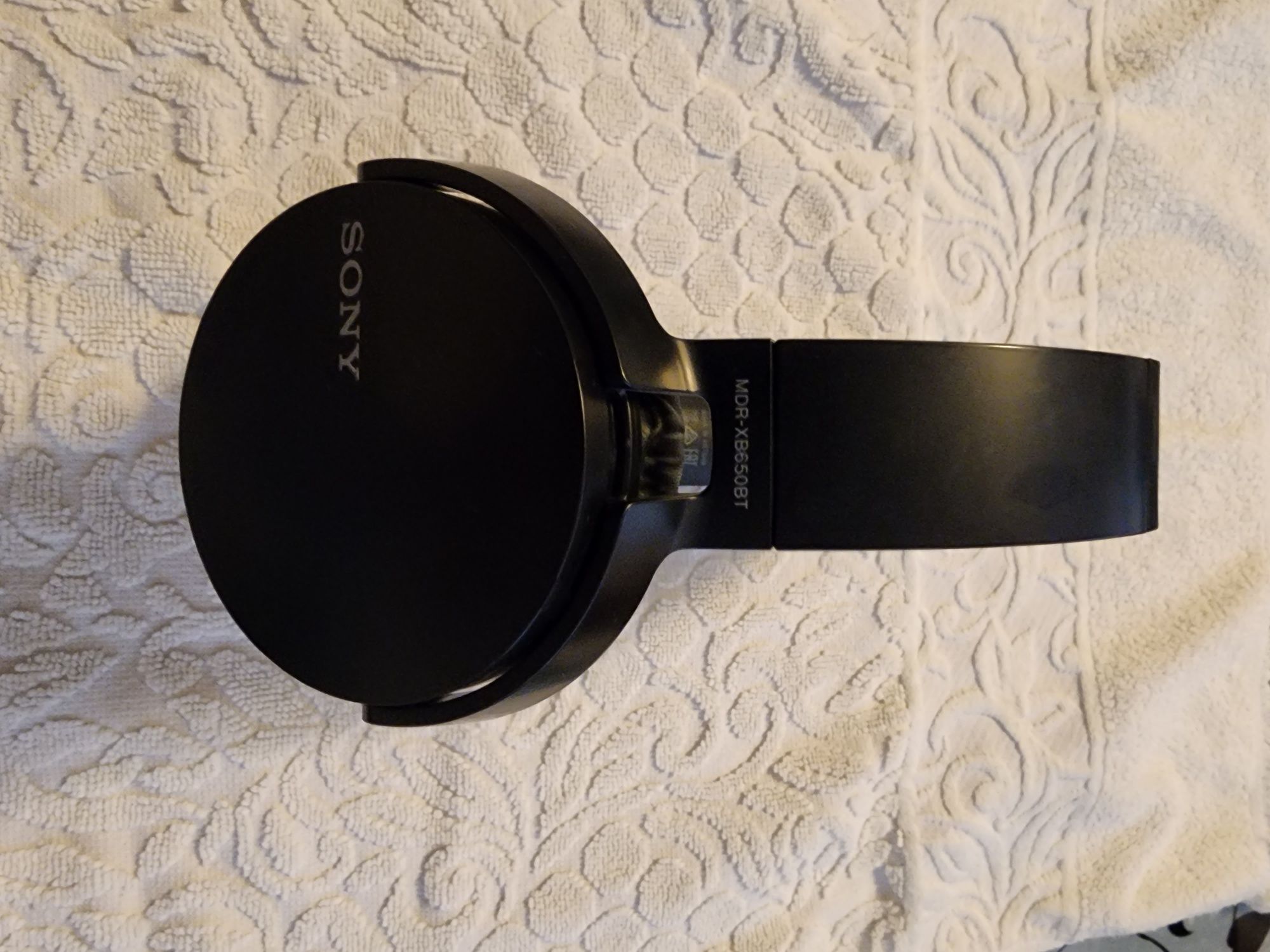 Продам наушники SONY , беспроводные