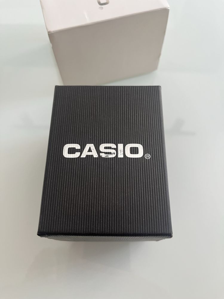 часы от фирмы CASIO
