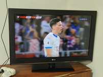 Телевизор LG 32CS460T — 32", отличное состояние