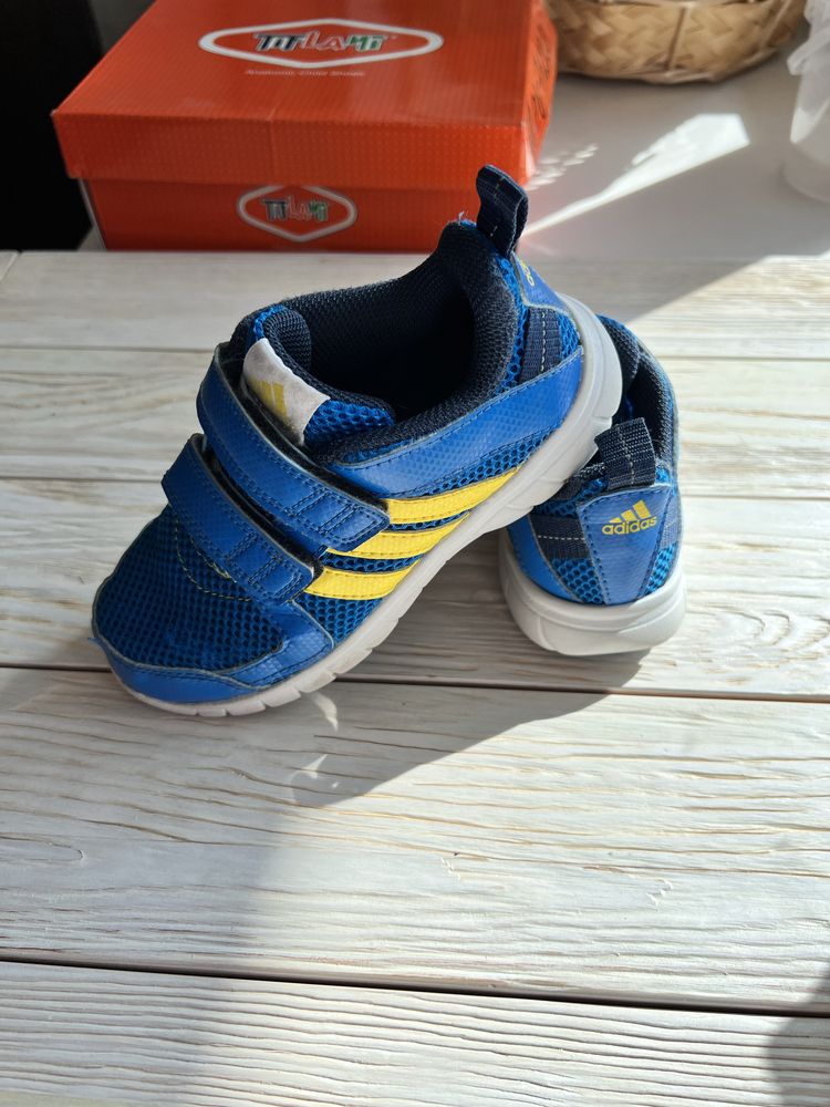 Детские кроссовки Adidas оригинал