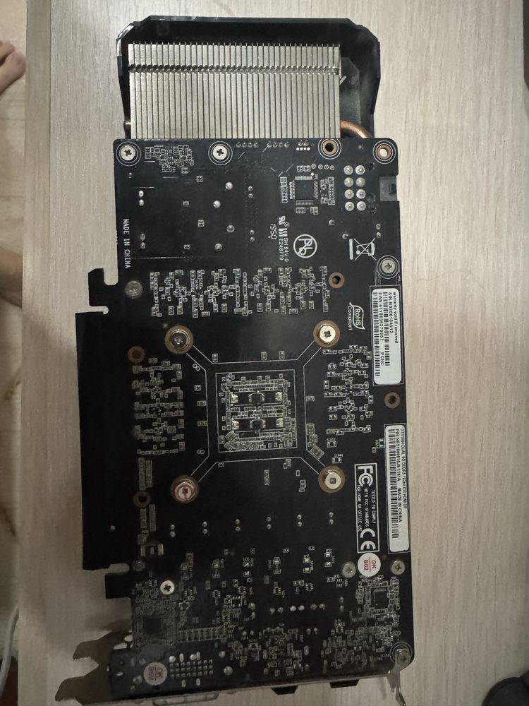 Продается видеокарта GTX 1660