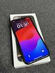 Продаю iphone XR 64гб