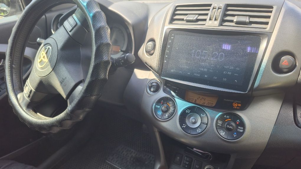 Toyota Rav 4 2010