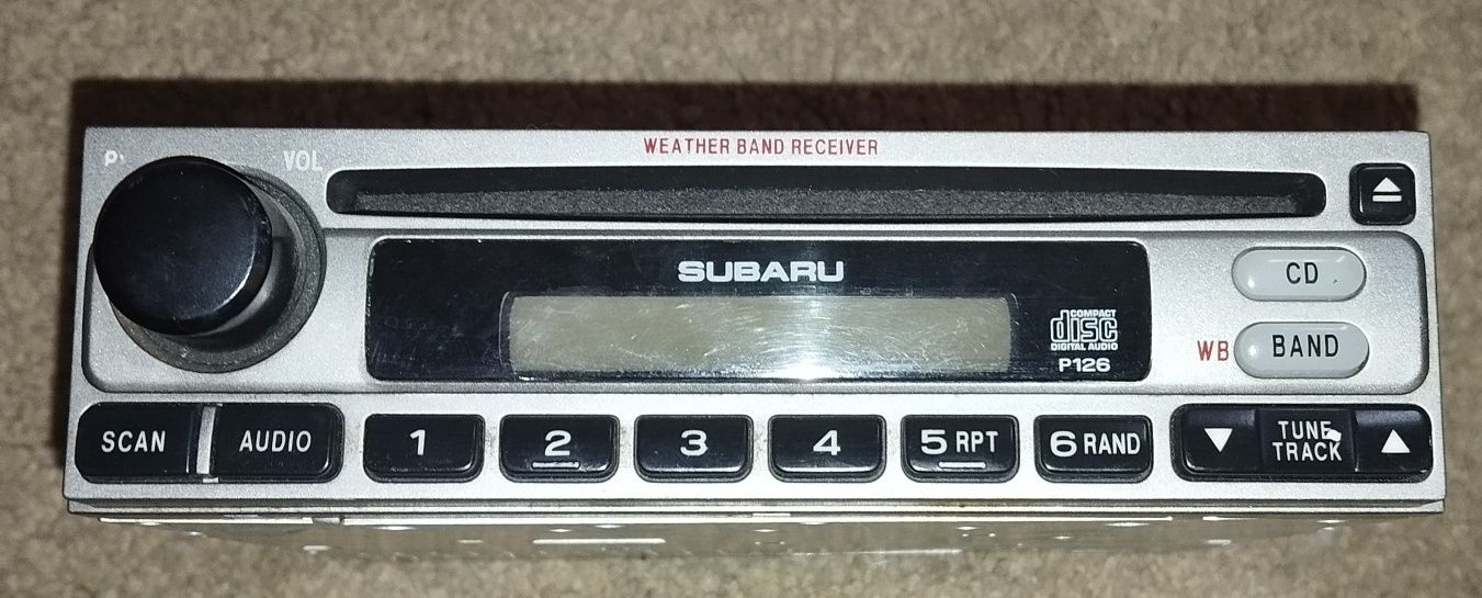 Продается автомагнитола Subaru (модель P126)