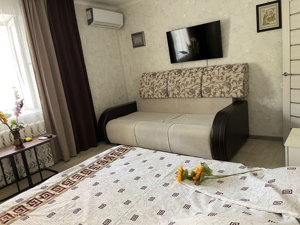 Сдам посуточно 1 комнатную VIP квартиру ЦЕНТР