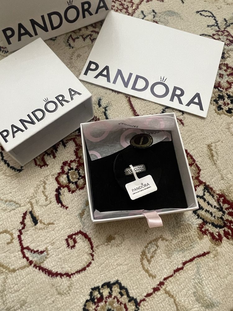 Кольцо Pandora