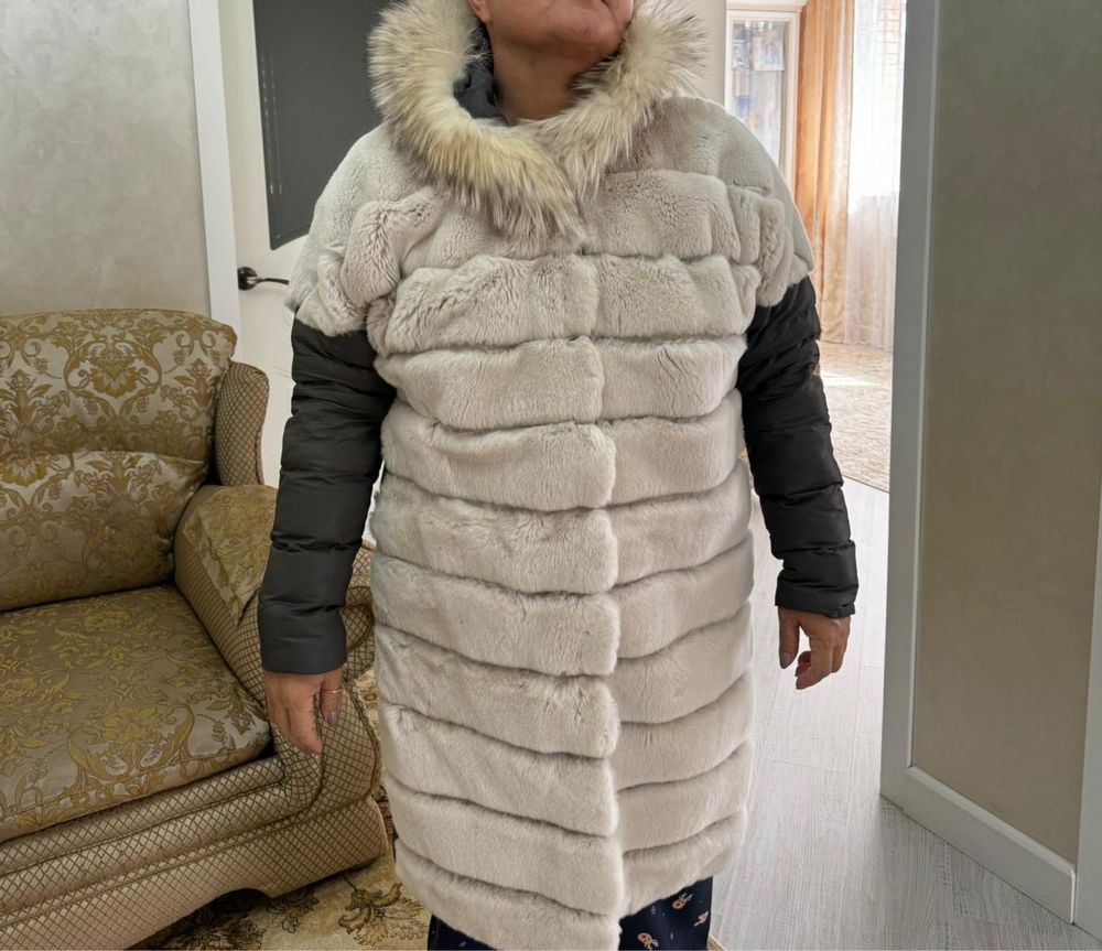 Продам пуховик