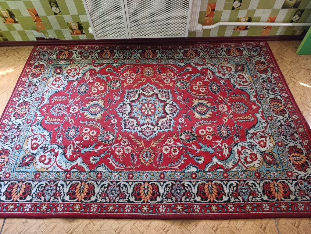 Продам срочно ковер