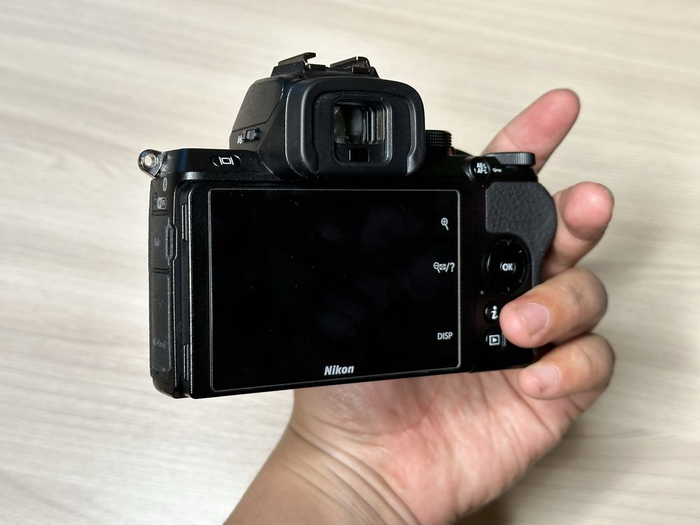 Продам Фотоаппарат Nikon Z50 с двумя объективами с переходником