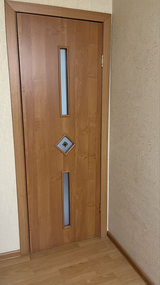 Продам двери б/у