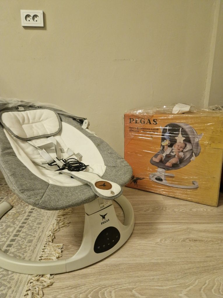 Продам шезлонг для ребенка