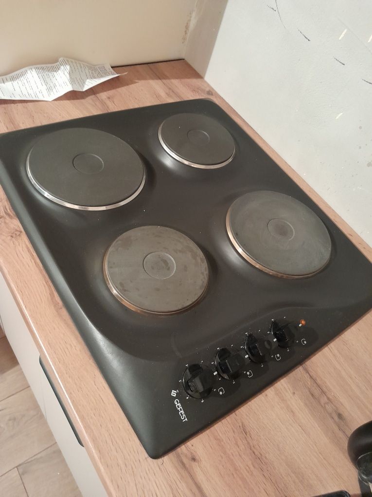 Продам варочный поверхность GEFEST CBH3210 K21 черный