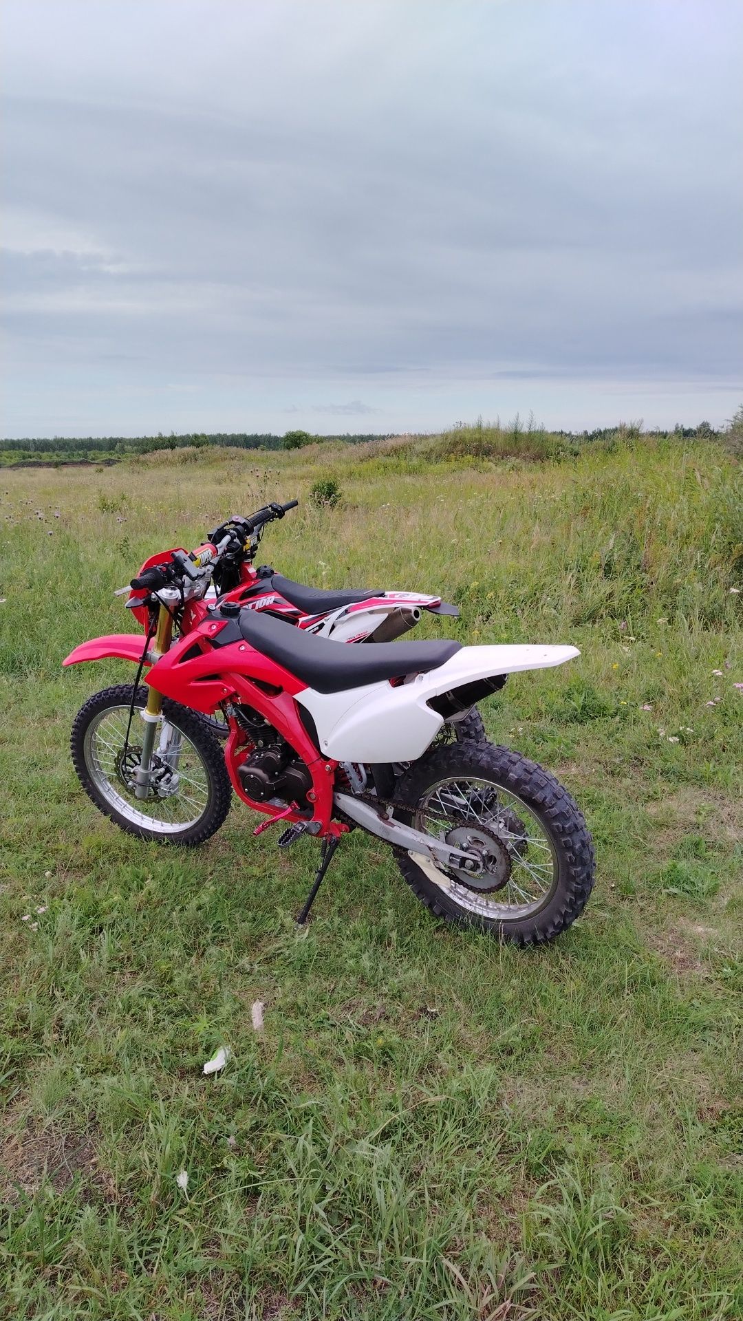 Продам эндуро 250