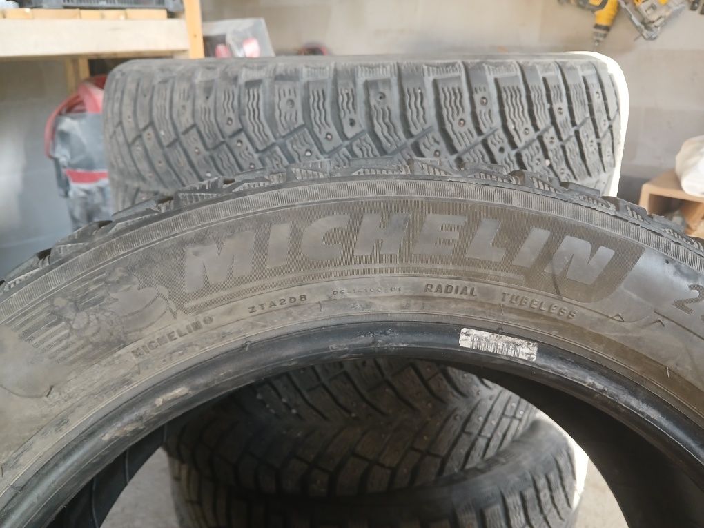 Шина Michelin 4 шт