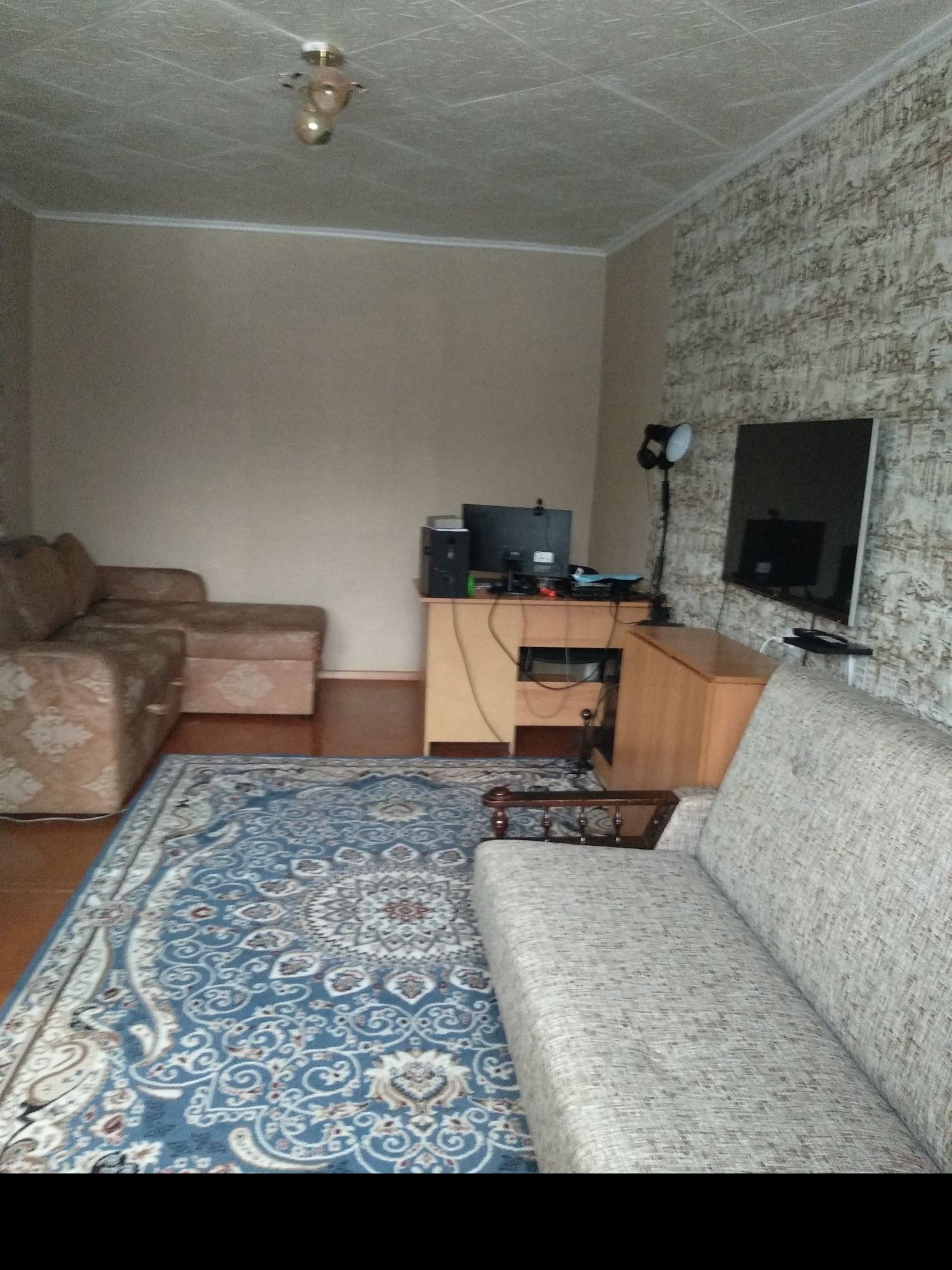 Продам квартиру в общежитии 50 кв