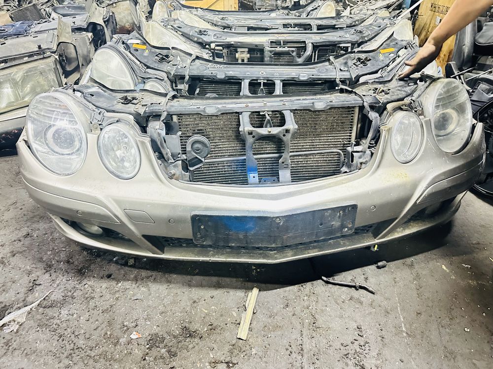 W211 ноускат бампер фары радиатор бу запчасть мерседес авторазбор