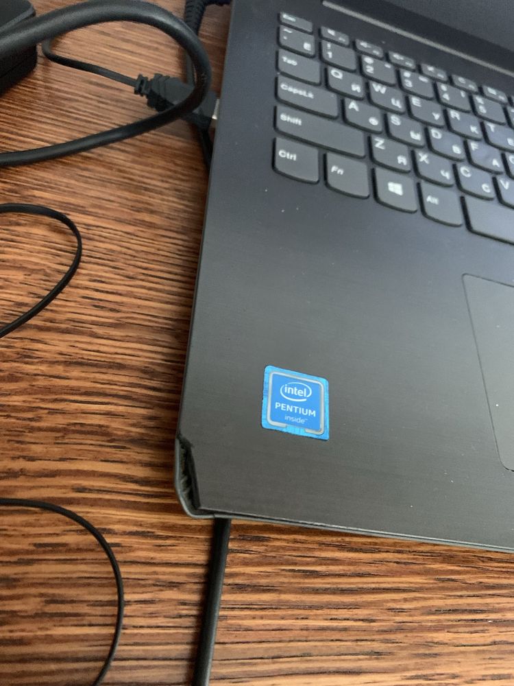 В Астане Ноутбук Lenovo Intel Pentium N4200 4ГБ SSD + HDD Windows 10