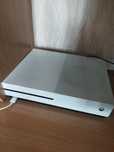Продам приставку xbox one s