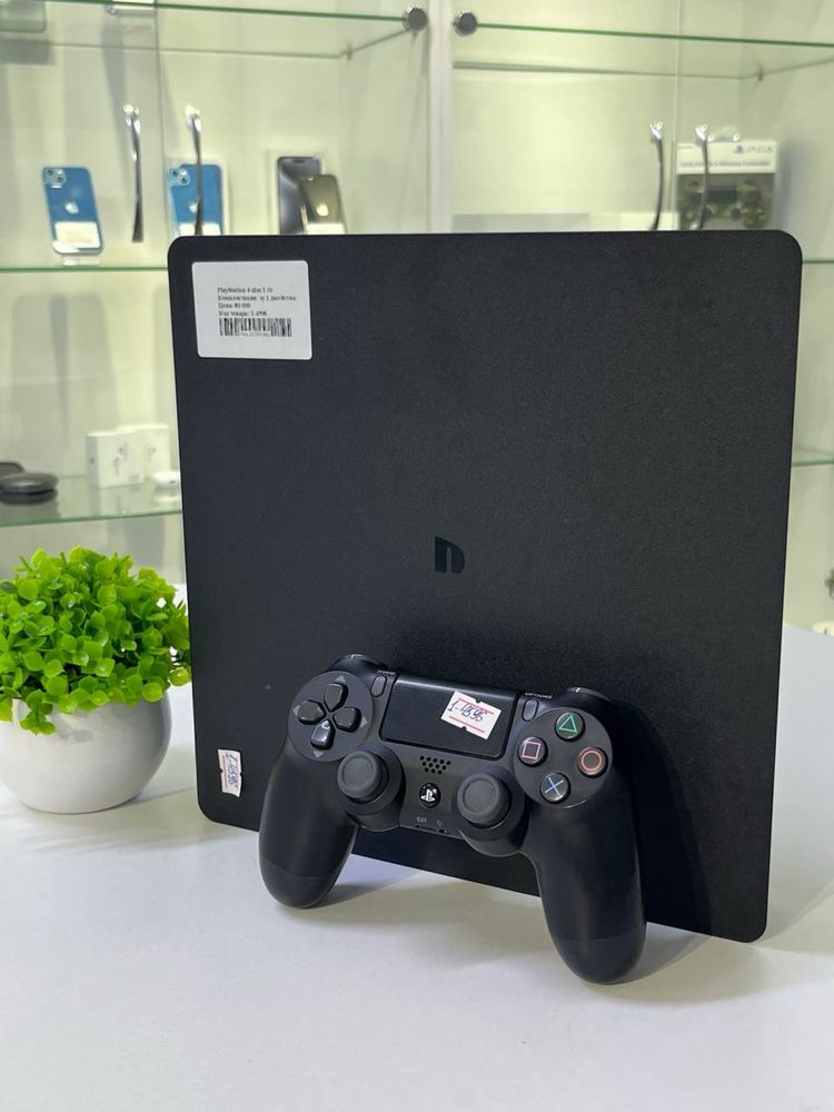 PlayStation 4 slim 1 tb