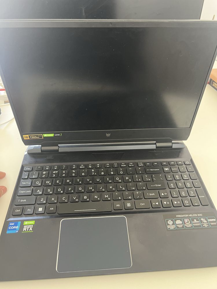 Acer predator helios 300