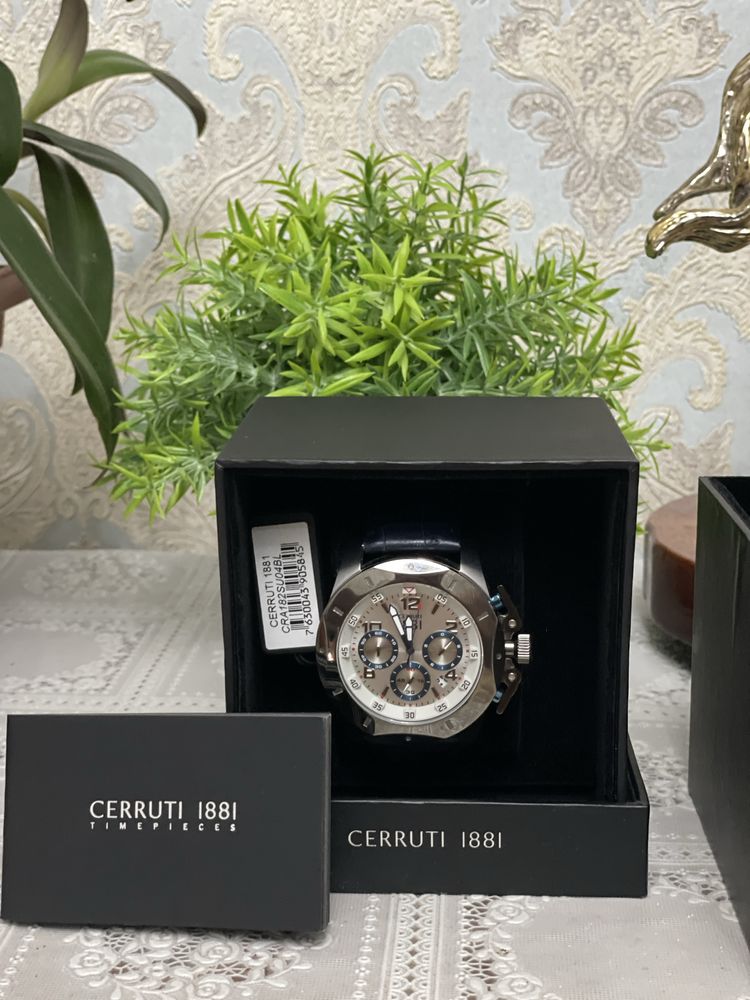 Часы CERRUTI 1881