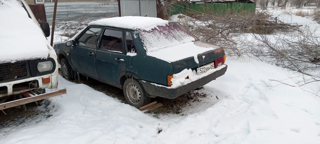 ВАЗ 21099 машина