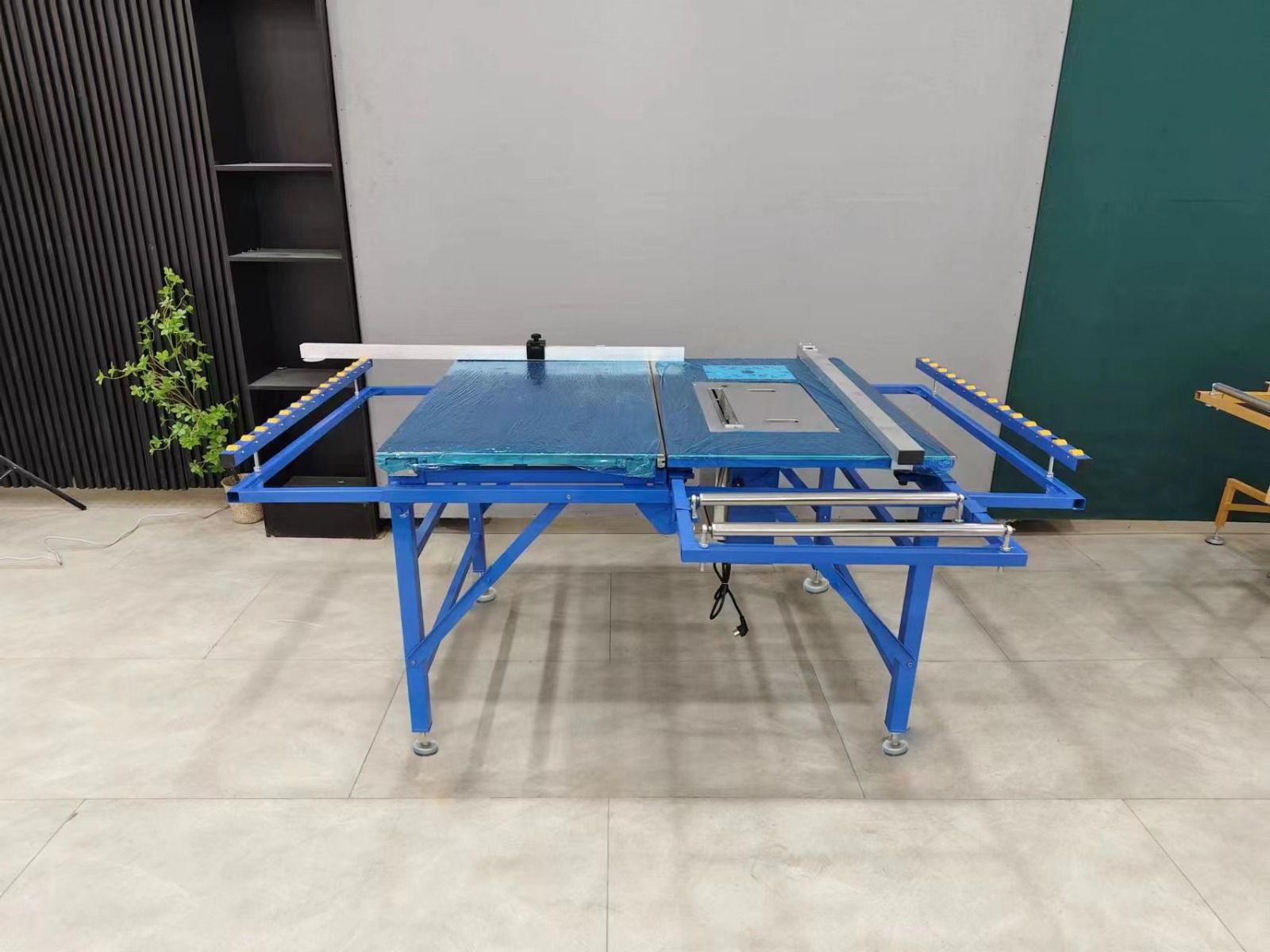 Многофункциональная пила DELTAMACHINERY DM-10L универсальная