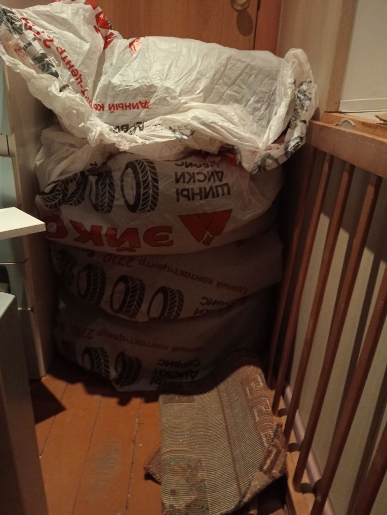 Продам колёса зимний комплект с дисками
