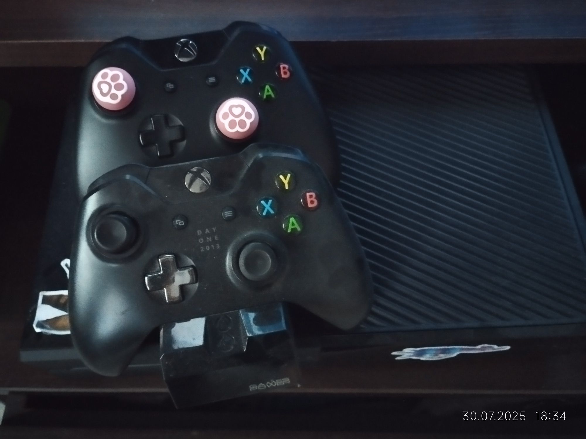 Продаю xbox one за 55000тг
