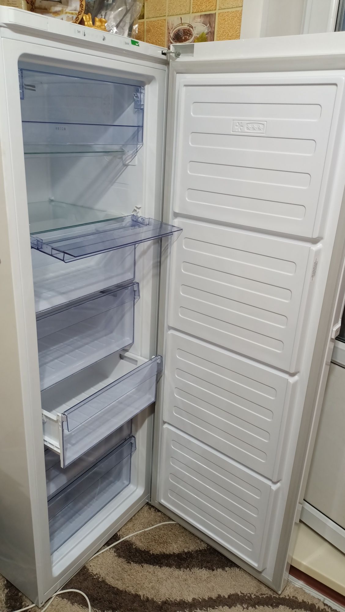 Морозильная камера продам состояние новое